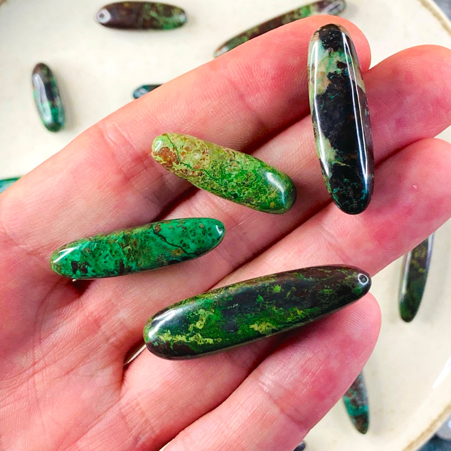 Hrizokola s kupritom - tumbled