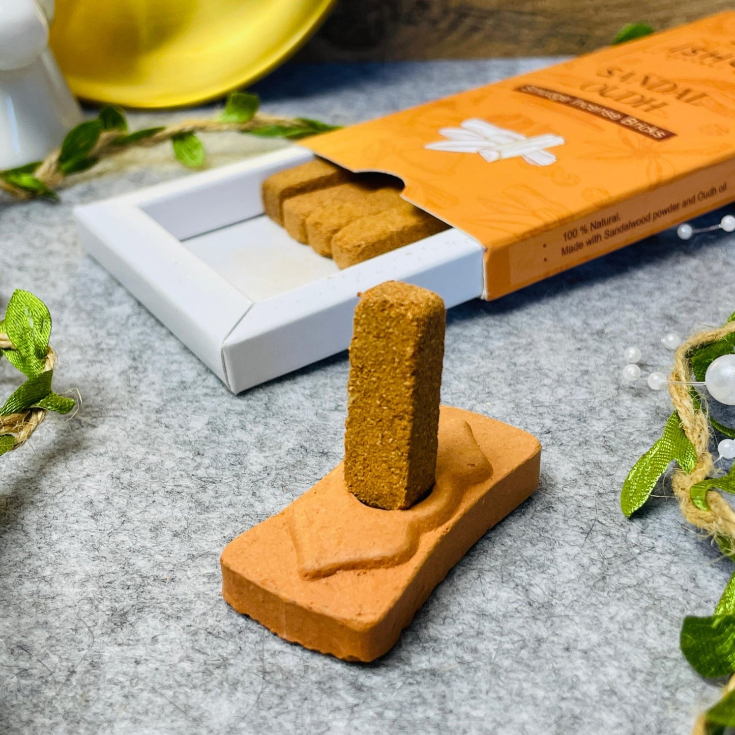 Sandal Oudh - Ishom kadilne opeke