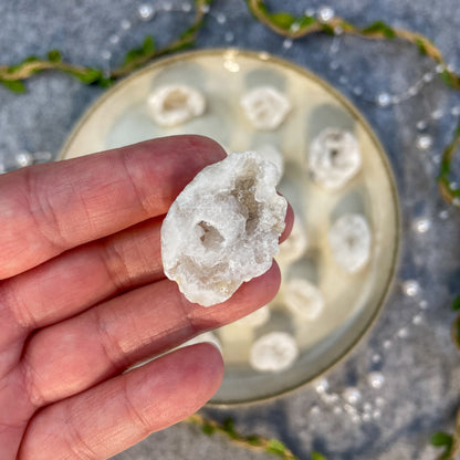 Kamena strela - mini geoda